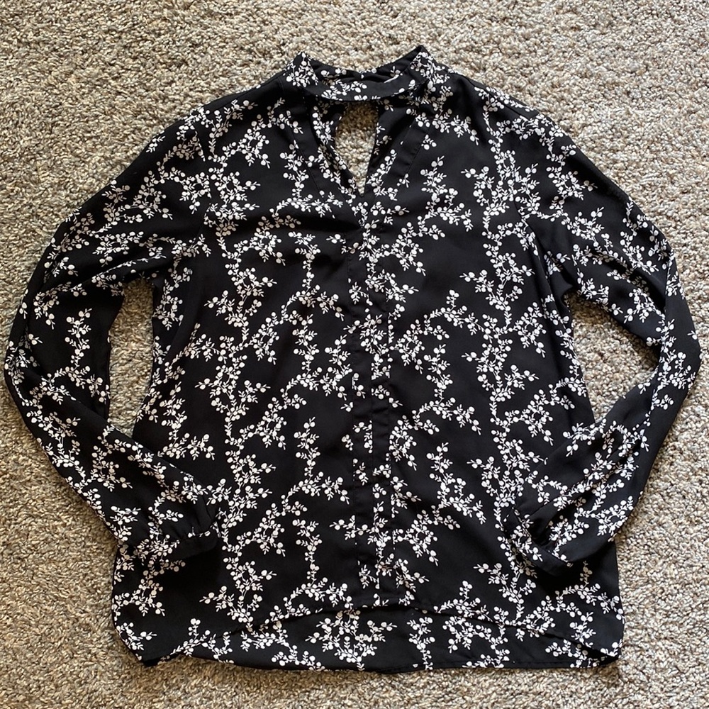 Jack by BB Dakota long sleeve cutout blouse